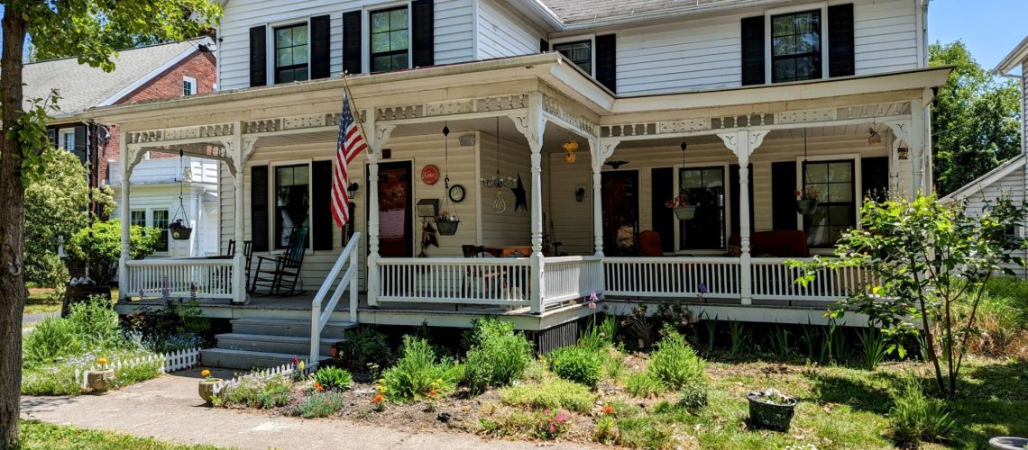 small towns with front porches